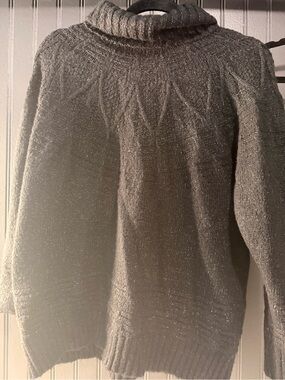 Cozy black  Turtleneck  Sweater - Women's